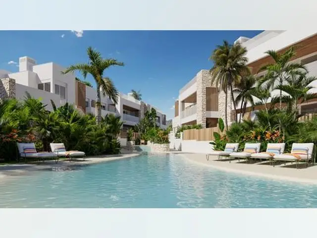 Villa Vertical de Lujo en El Yado con Piscina Privada