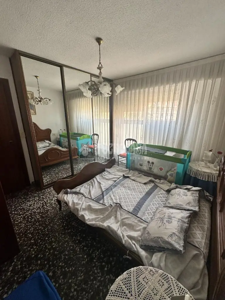 Piso en Venta Patraix 4 Dormitorios 2 Baños Garaje