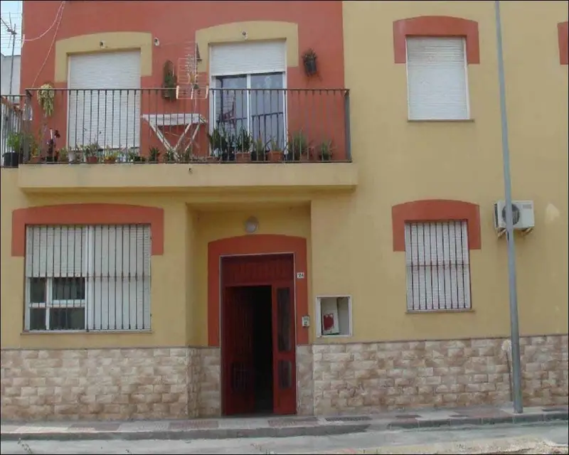 Piso en Roquetas de Mar 142m2 4 habitaciones 2 baños