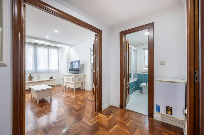 Venta Piso Soleado 155m2 Pajaritos Centro Granada