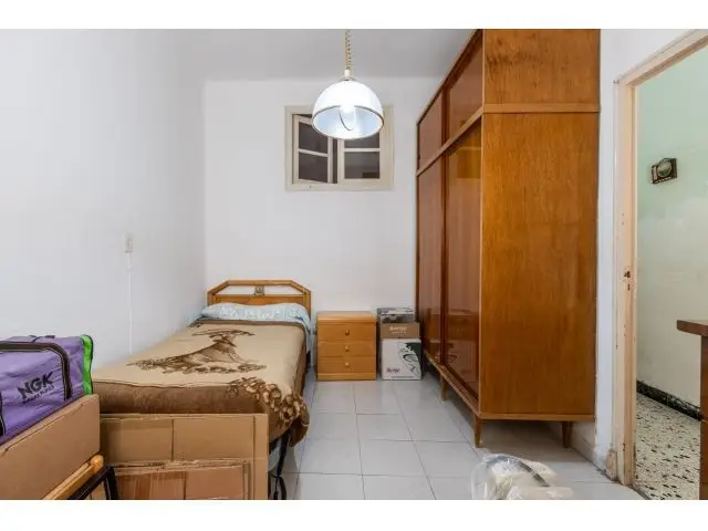 CASA PARA REFORMAR EN EL CENTRO DE SABADELL Sabadell