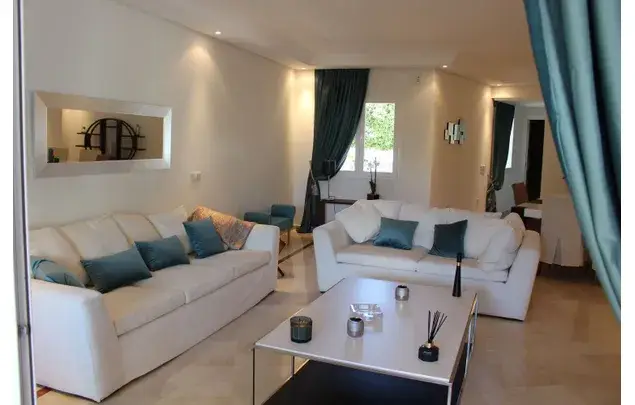 Alquiler Casa 2 Dormitorios Marbella 192m2 Piscina Cerca Playa