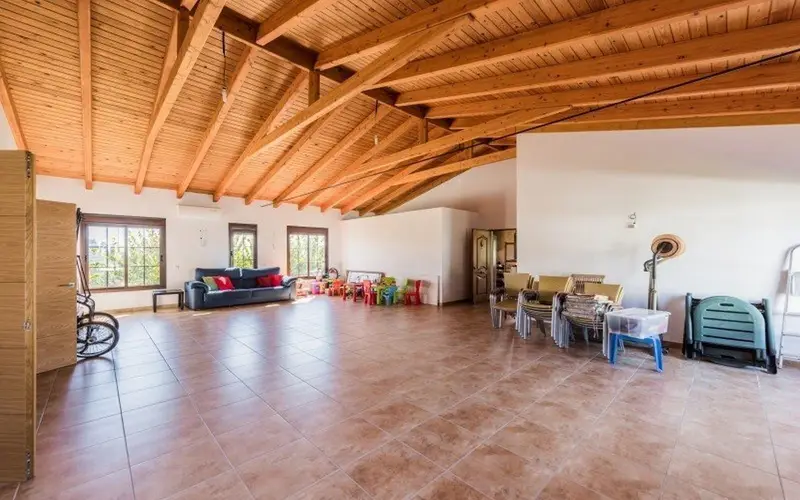 Casa-Villa de 3 Dormitorios en venta Estepona, España