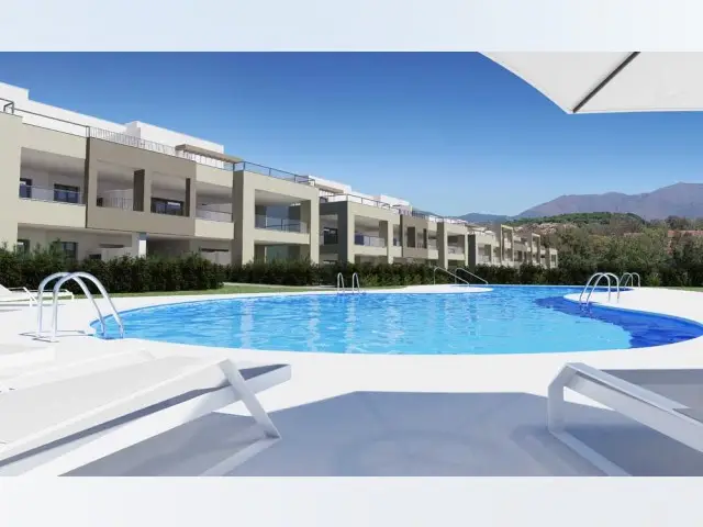 Piso de 2 Dormitorios en venta Casares, España