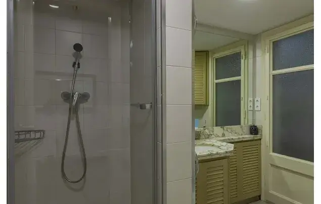 Habitacion 127m2 Barcelona Alquiler Estancia Media Larga