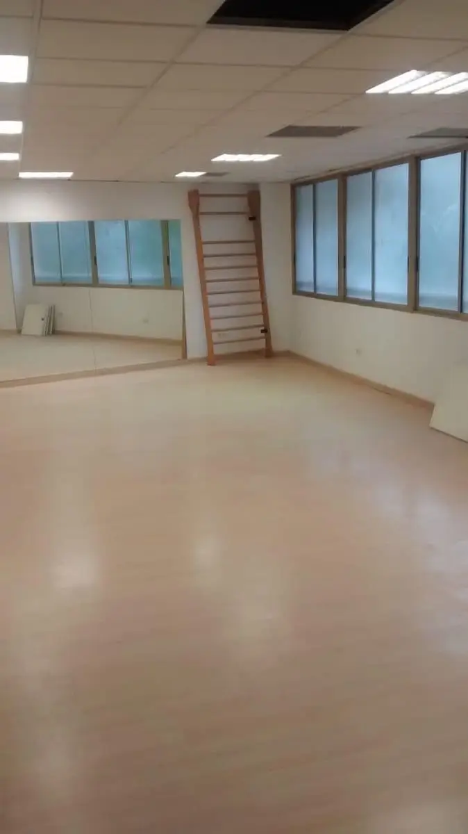 Local Comercial en Alquiler Elche Plaza Madrid 150m2