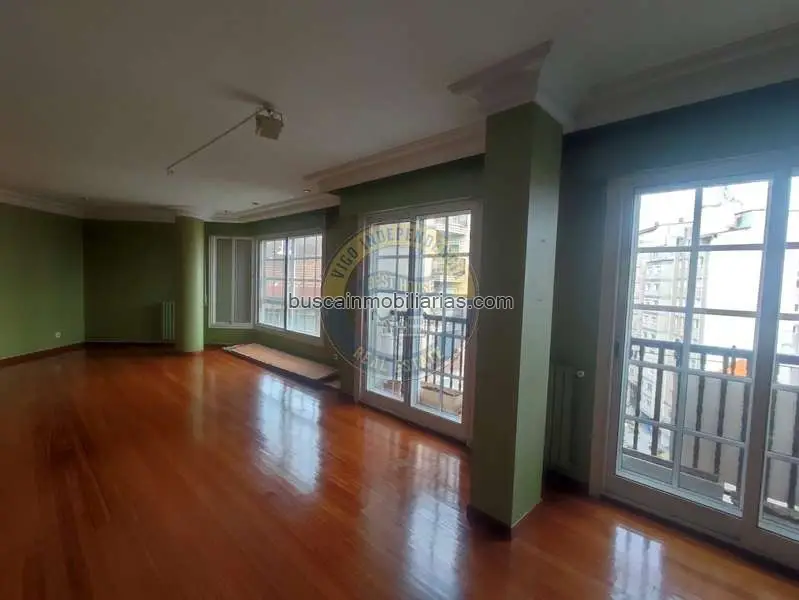 Piso 200m2 en Vigo zona Rosal
ica de Castro