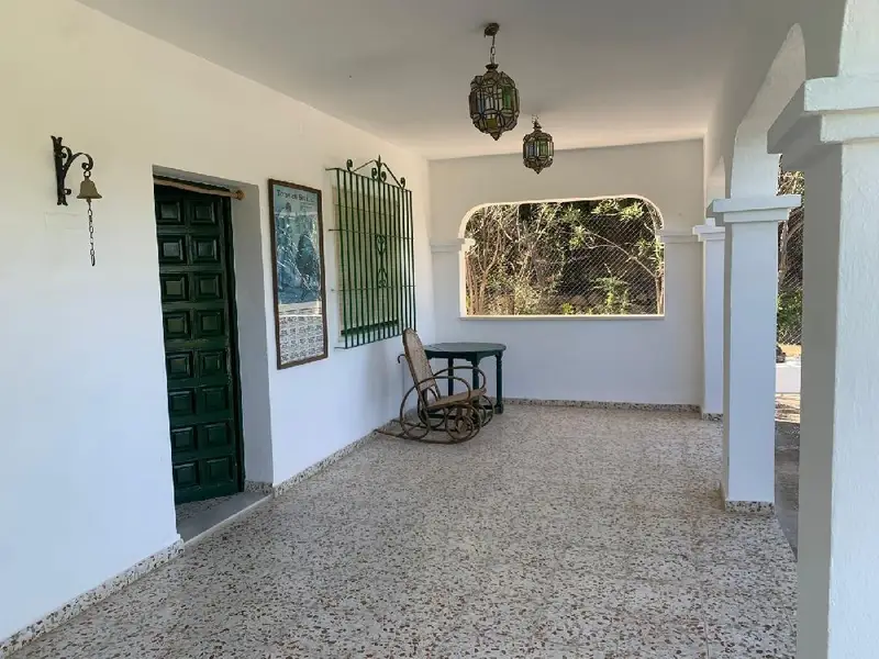 Venta Chalet con Chimenea Guaro Costa del Sol