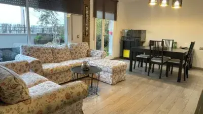 Ático en Venta Les Borges Blanques: Amplia Terraza y Plaza de Aparcamiento