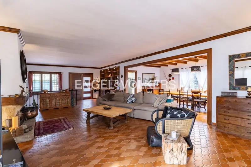 Chalet de Lujo en Arenys de Mar con Vistas al Mar