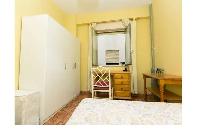 Apartamento 150m² céntrico Granada Realejo 4 dormitorios