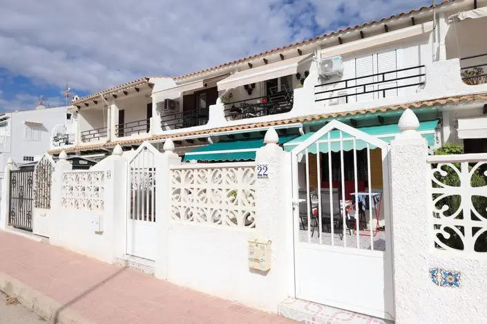 Bungalow en Torrevieja 2 dormitorios cerca de la playa