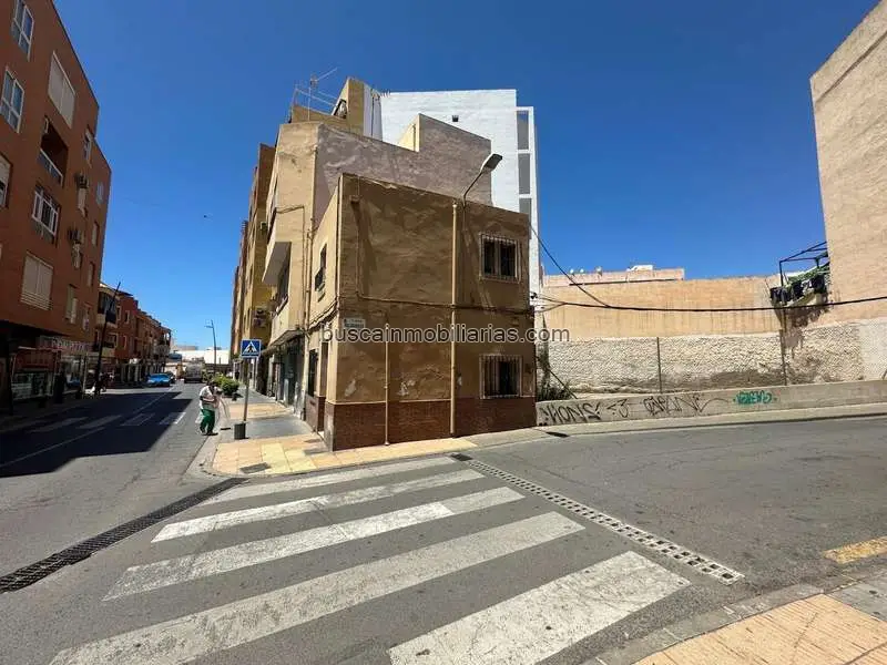 Parcela Urbana en Venta en Almeria - Ideal Familias