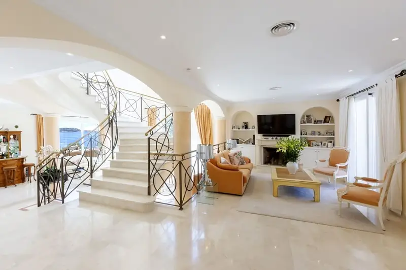 Villa de Lujo en Primera Linea de Mar Torrenova Mallorca