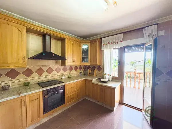 Chalet en Venta Los Olivos Castillejar Granada 7 Dormitorios 3 Baños