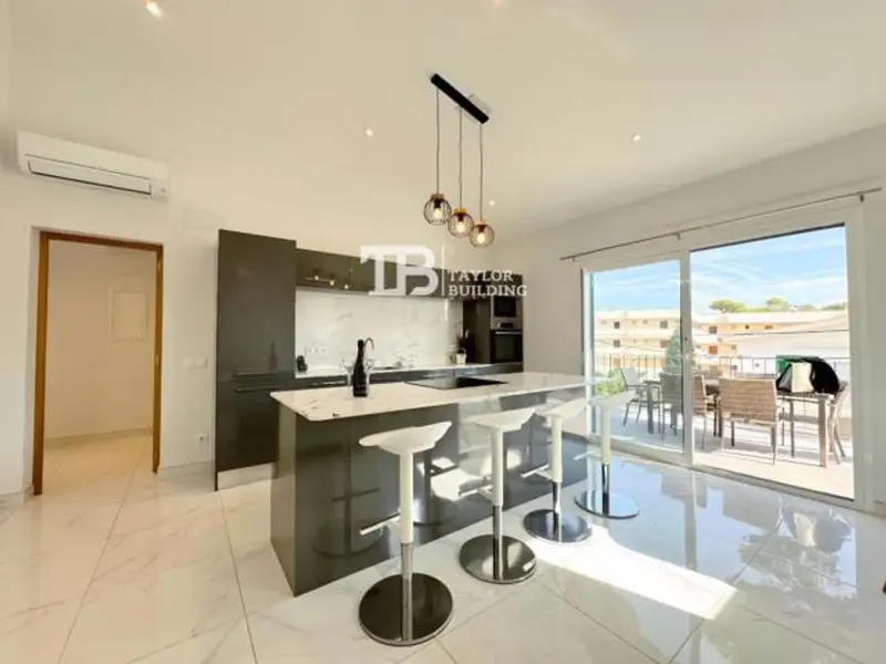 Apartamento en Palmanova cerca de la playa 4 habitaciones