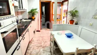 Chalet en Venta en Sahagún León Casa Amueblada con Patio