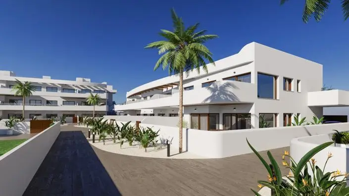Bungalow 3 Dormitorios en Los Alcázares Cerca de Serena Golf