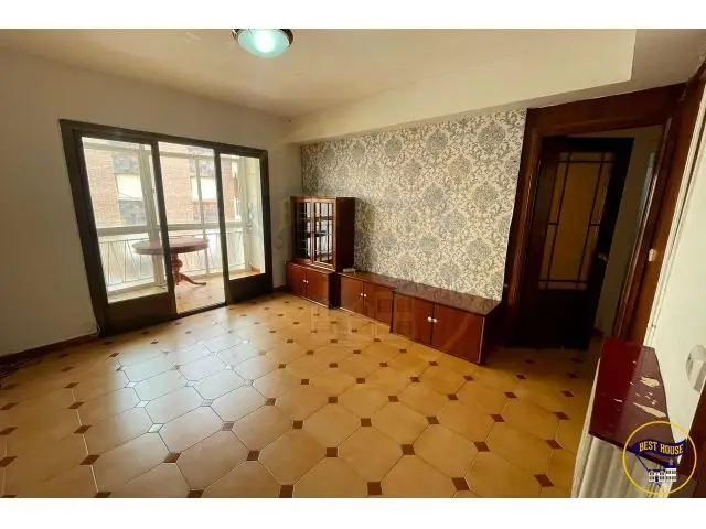 Piso en venta en el centro de Cuenca 4 dormitorios 2 baños