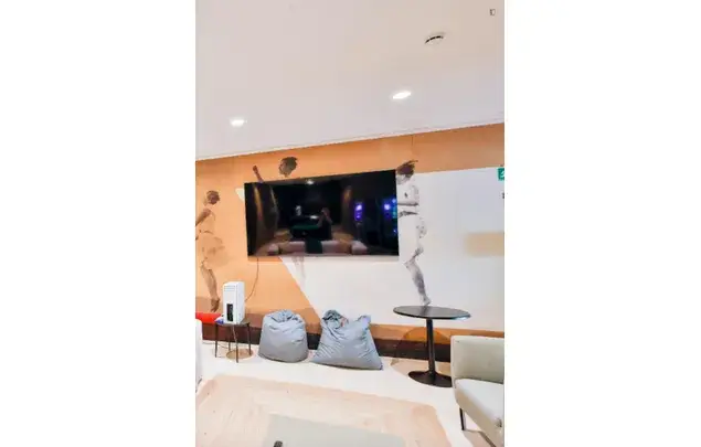 Alquiler Habitaciones Pamplona: Amuebladas con Baño Privado
