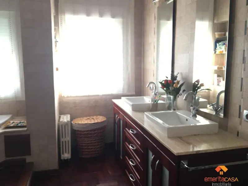 Venta Piso 4 dormitorios 2 baños Centro Almendralejo