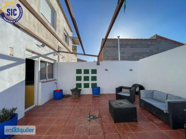Casa en Alquiler con Terraza en Campo Arcis Requena