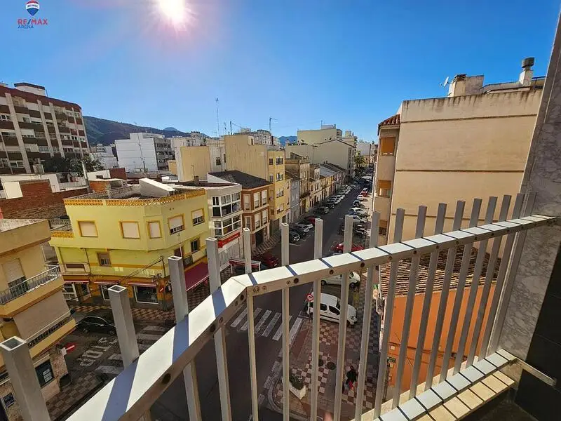 Apartamento 4 Dormitorios Tavernes Valldigna