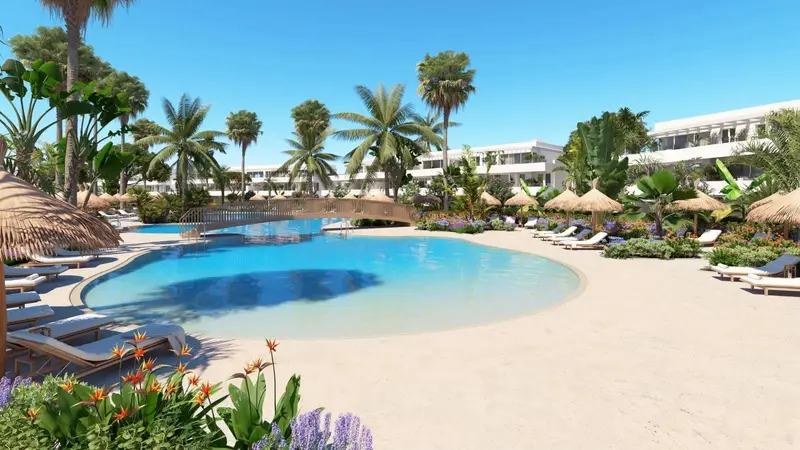 Apartamento en venta en Alcaidesa  con vistas al mar y acceso a campos de golf