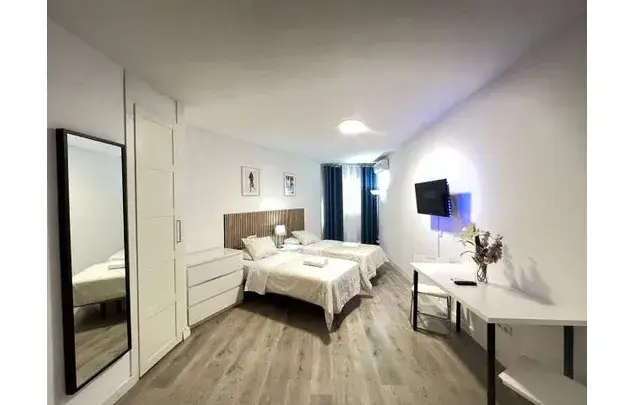 Estudio Moderno en Madrid Centro Cerca de Moncloa