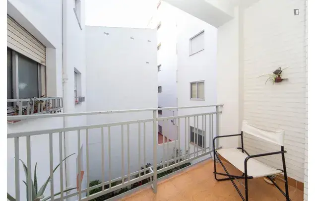 Rent 4 bedroom apartment in Granada