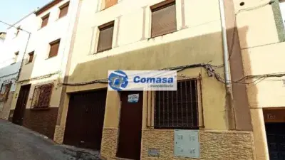 Chalet en Venta Mengibar 198m2 3 Dormitorios Garaje