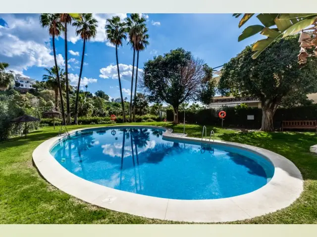 Apartamento 3 Dormitorios La Quinta Benahavis