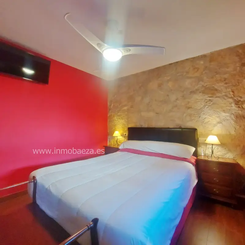 Casa en Venta Baeza 2 Dormitorios Reformada Garaje Patio
