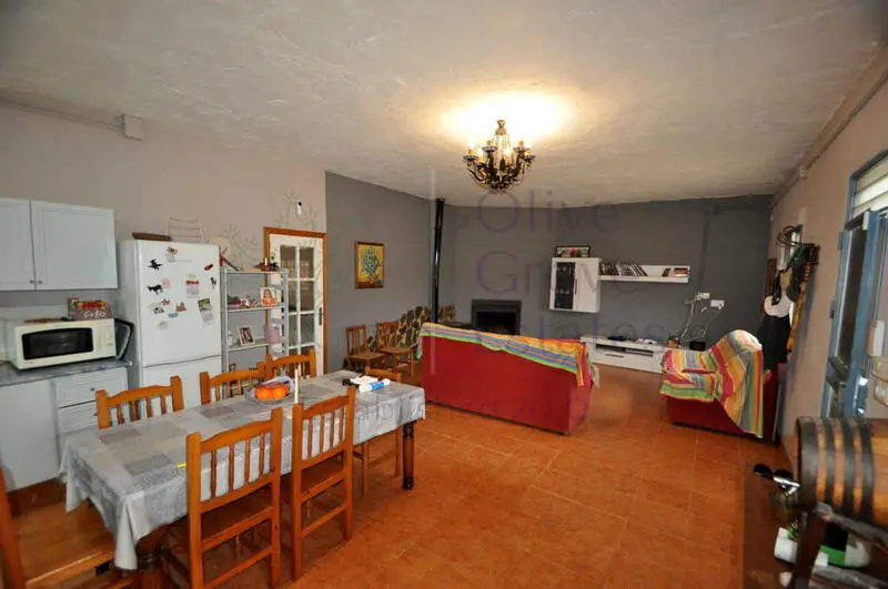 Espectacular Villa de 5 Dormitorios en Salinas Alicante