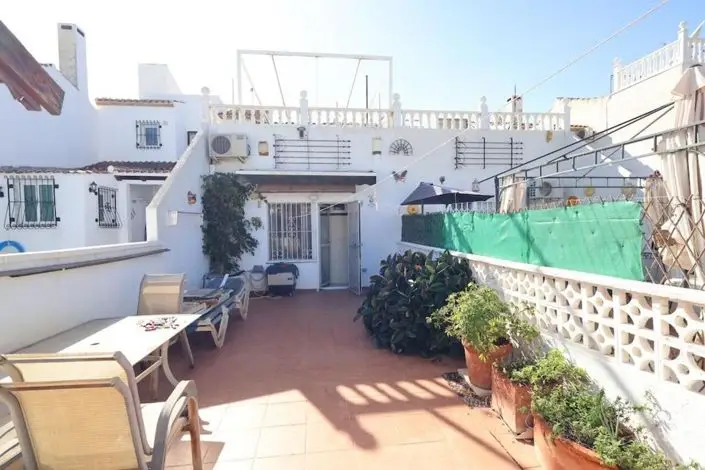 Adosado 3 Dormitorios en Villamartín Lomas del Golf