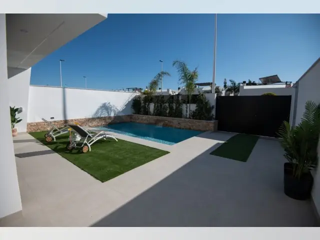 Villa de Lujo en Santiago de la Ribera 3 Dormitorios Piscina Privada