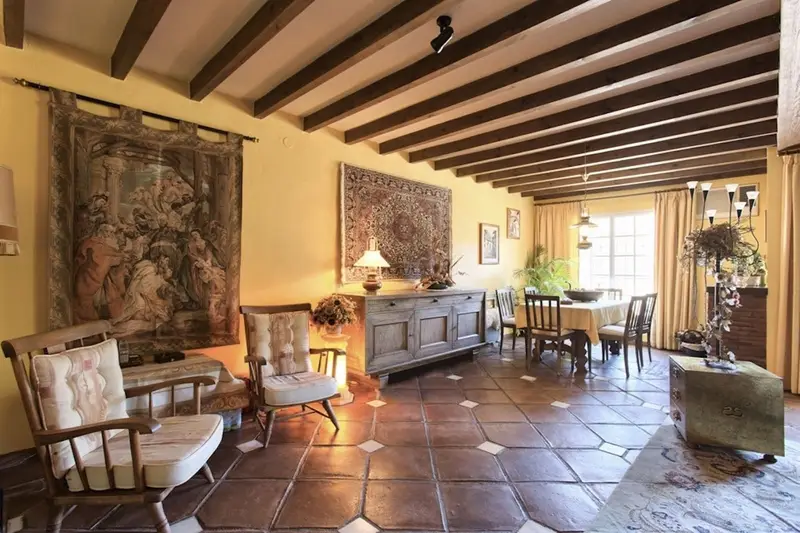 Adosado de 3 Dormitorios en venta Benahavis, España