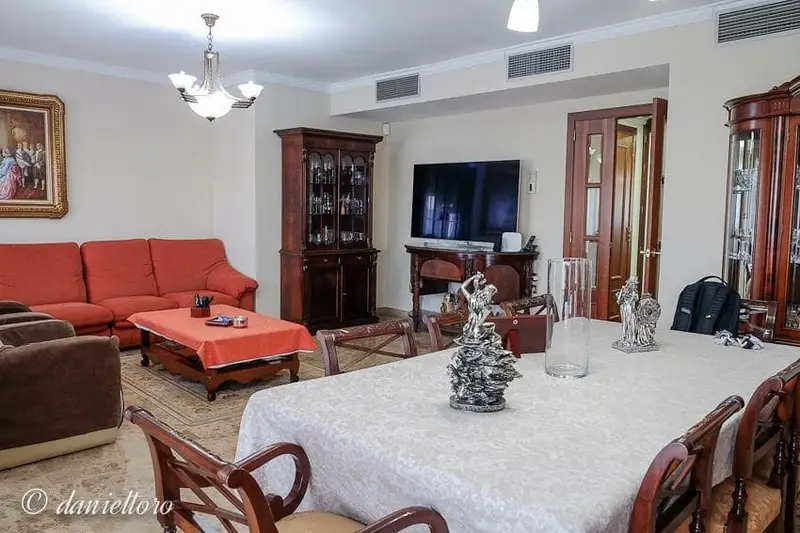 Piso en Sevilla 180m2 Garaje Trastero 4 Dormitorios