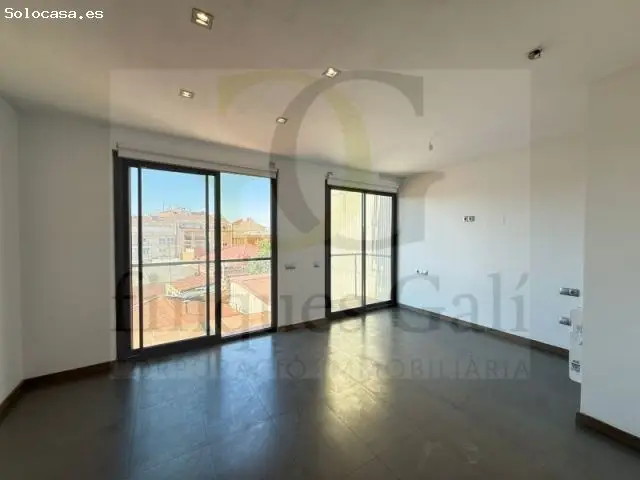 Loft en Manresa con Vistas a Montserrat Ideal para 1 Persona