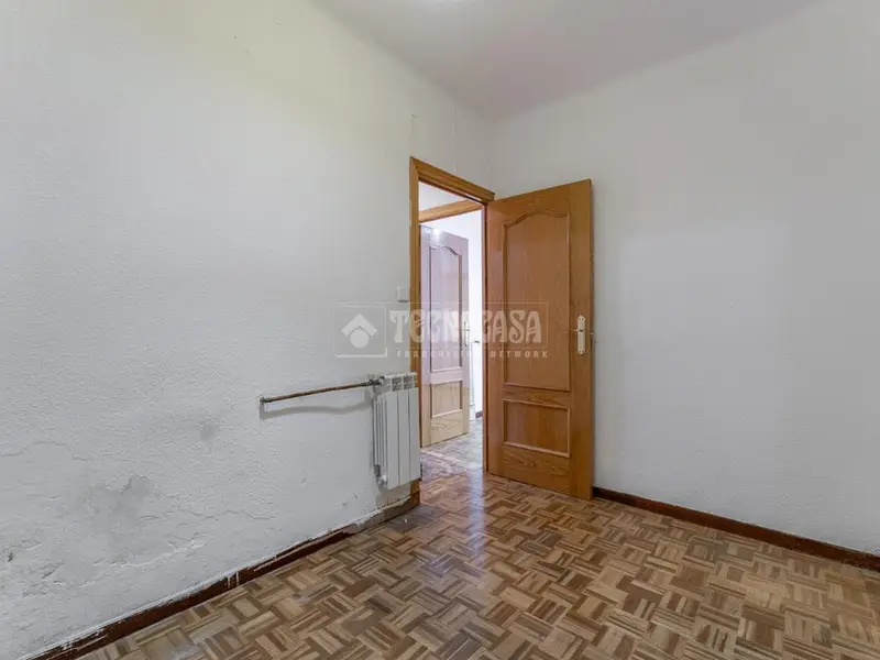 Piso en Venta Valdezarza 2 Dormitorios Terraza Trastero