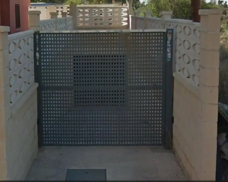 Garaje en Sant Sebasti	
 Campello Alicante