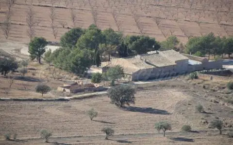 Casa de Campo con 32 Hectareas en Yecla Murcia
