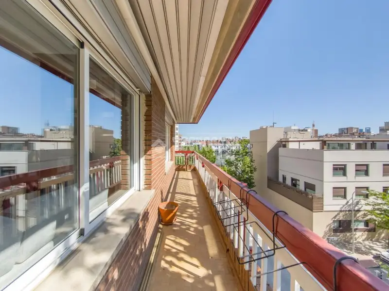 Piso en venta en Chamberí 4 habitaciones 3 baños