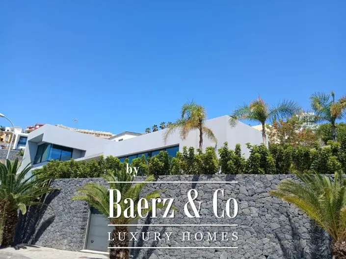 Villa de Lujo en Venta Acorán Tenerife 4 Dormitorios