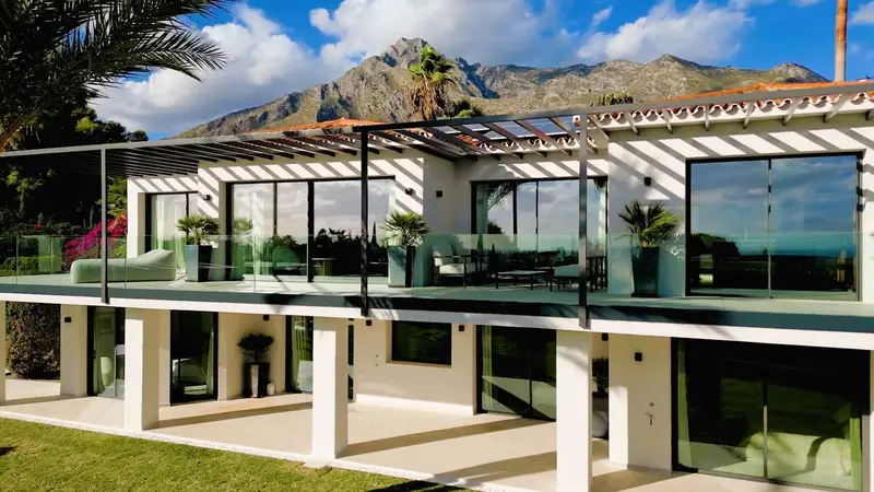Casa Villa de Lujo 5 Dormitorios Milla de Oro Marbella