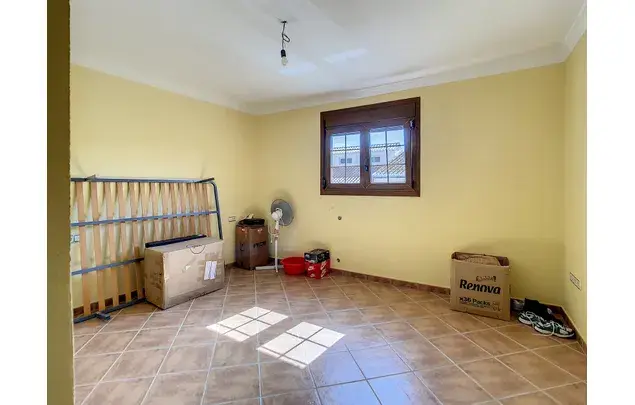 Alquiler Apartamento 4 Dormitorios 273m2 Mijas