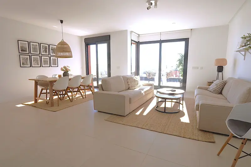 Atico en Carvajal con 2 dormitorios y piscina privada