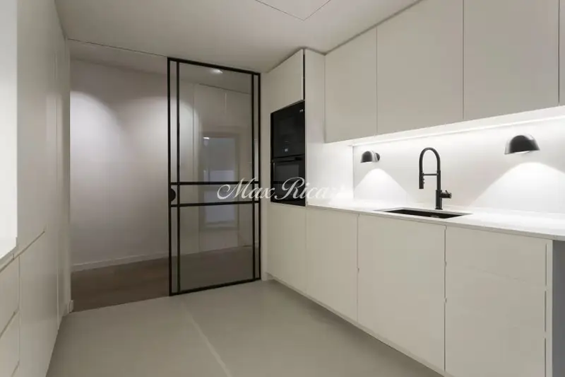 Piso de Lujo en Turó Park 425m2 Reformado 4 Habitaciones