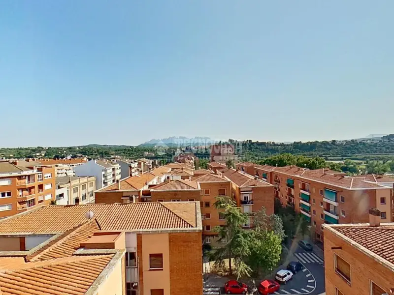 Piso en venta Manresa 3 habitaciones reformado