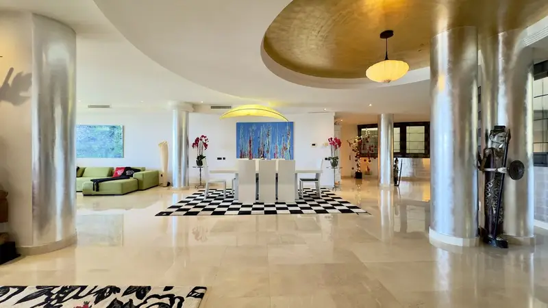 Apartamento Lujo 3 Dormitorios Puerto Banus Vistas al Mar